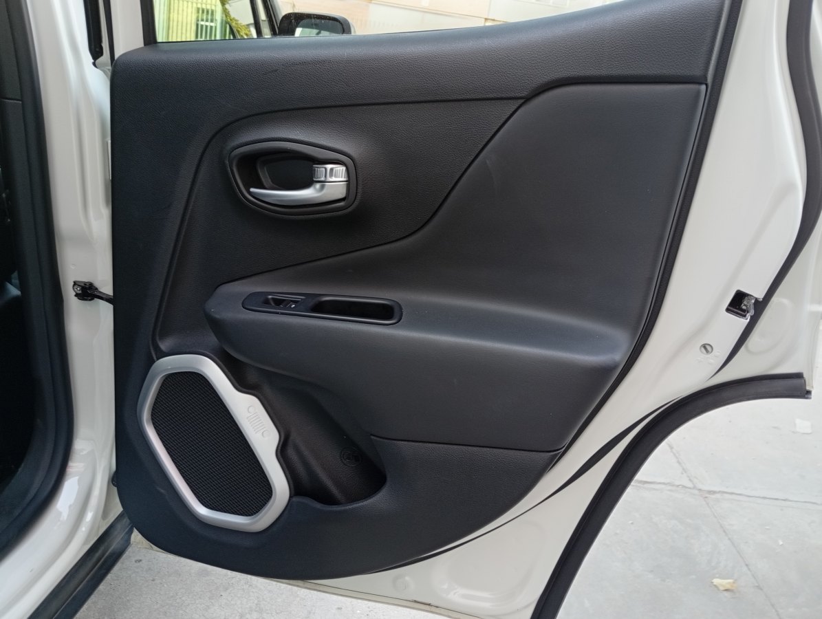 Jeep Renegade 1.4 AMT 140 CV Limited