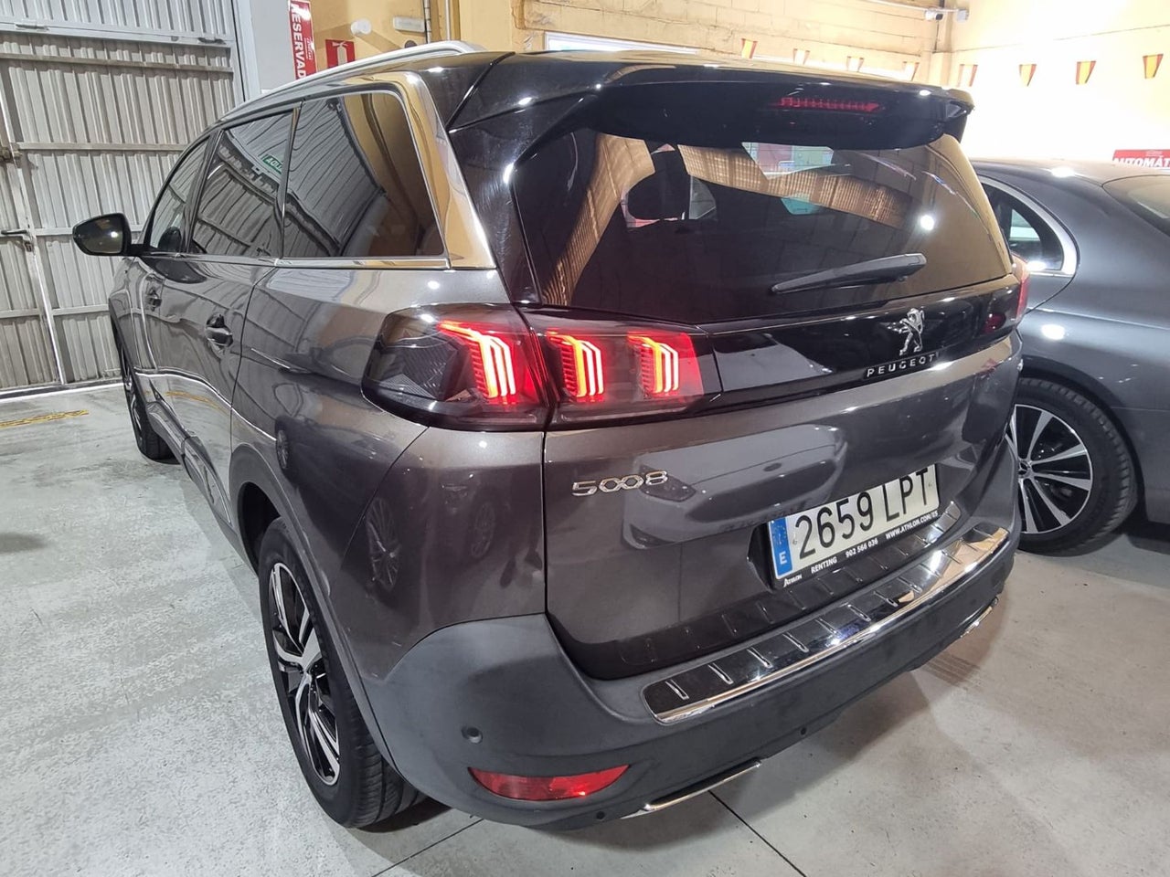 PEUGEOT 5008 1.5 BlueHDi 96kW SS GT EAT8