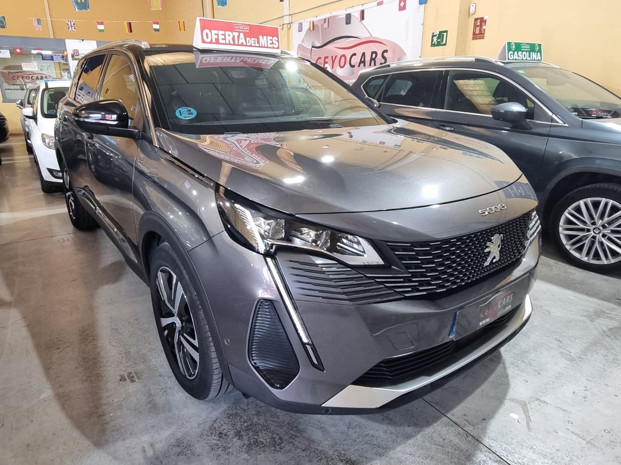 PEUGEOT 5008 1.5 BlueHDi 96kW SS GT EAT8
