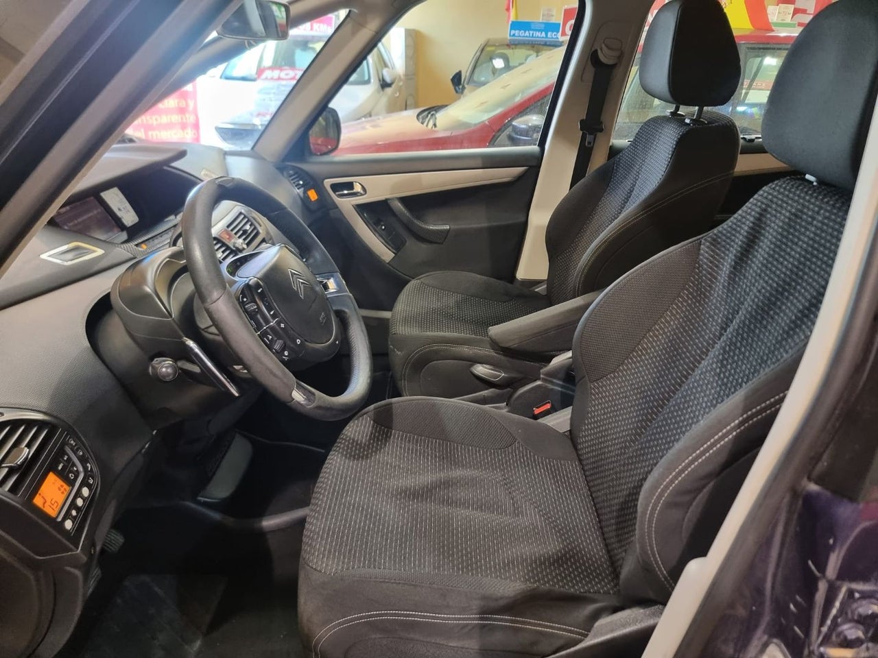 CITROEN Grand C4 Picasso eHDi 115 Airdream ETG6 Intensive