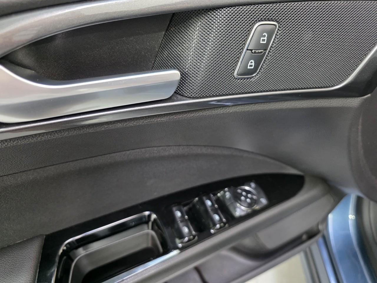 FORD Mondeo 2.0 TDCi 110kW Titanium PowShift SB