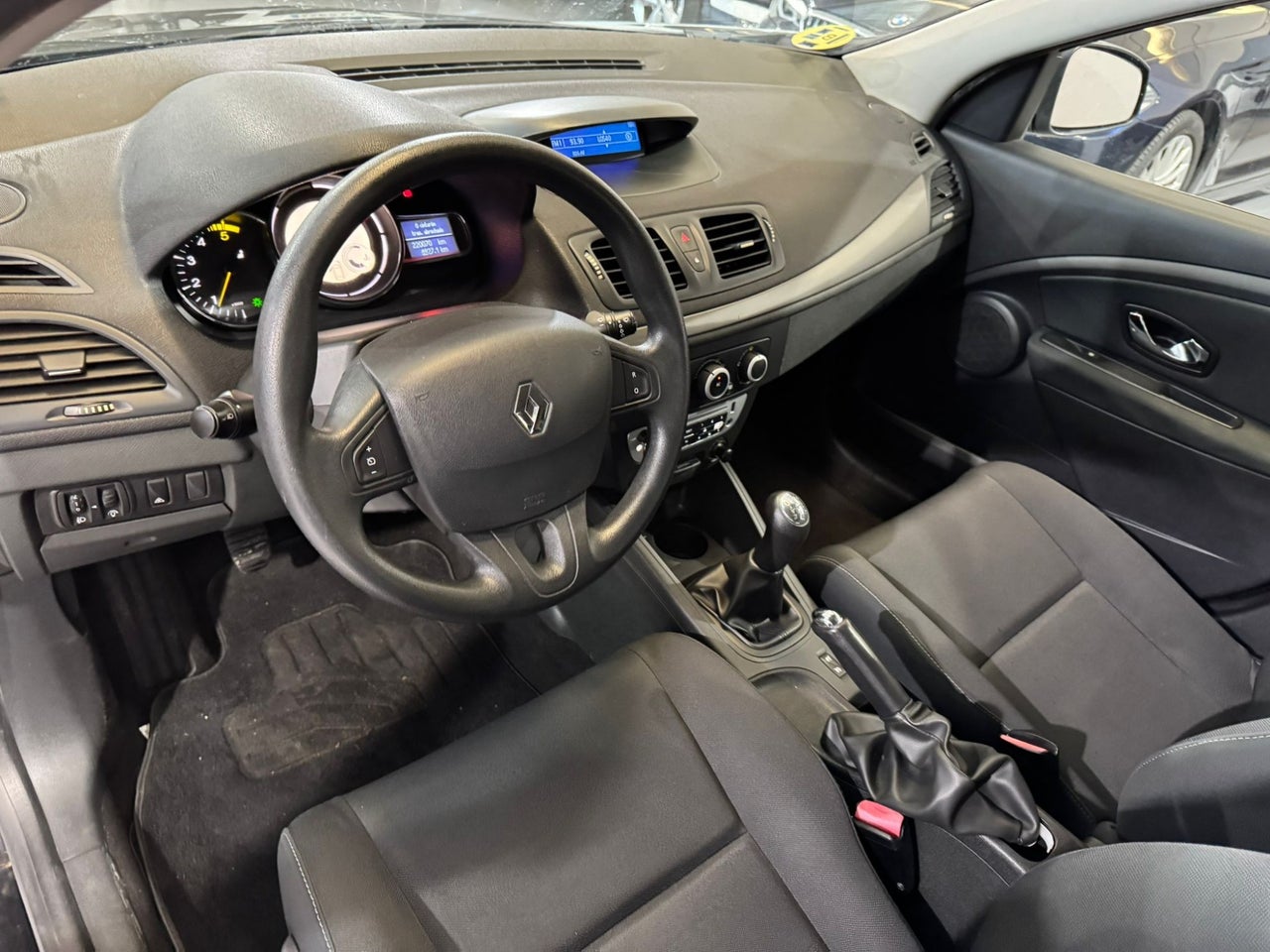RENAULT Megane Authentique dCi 90