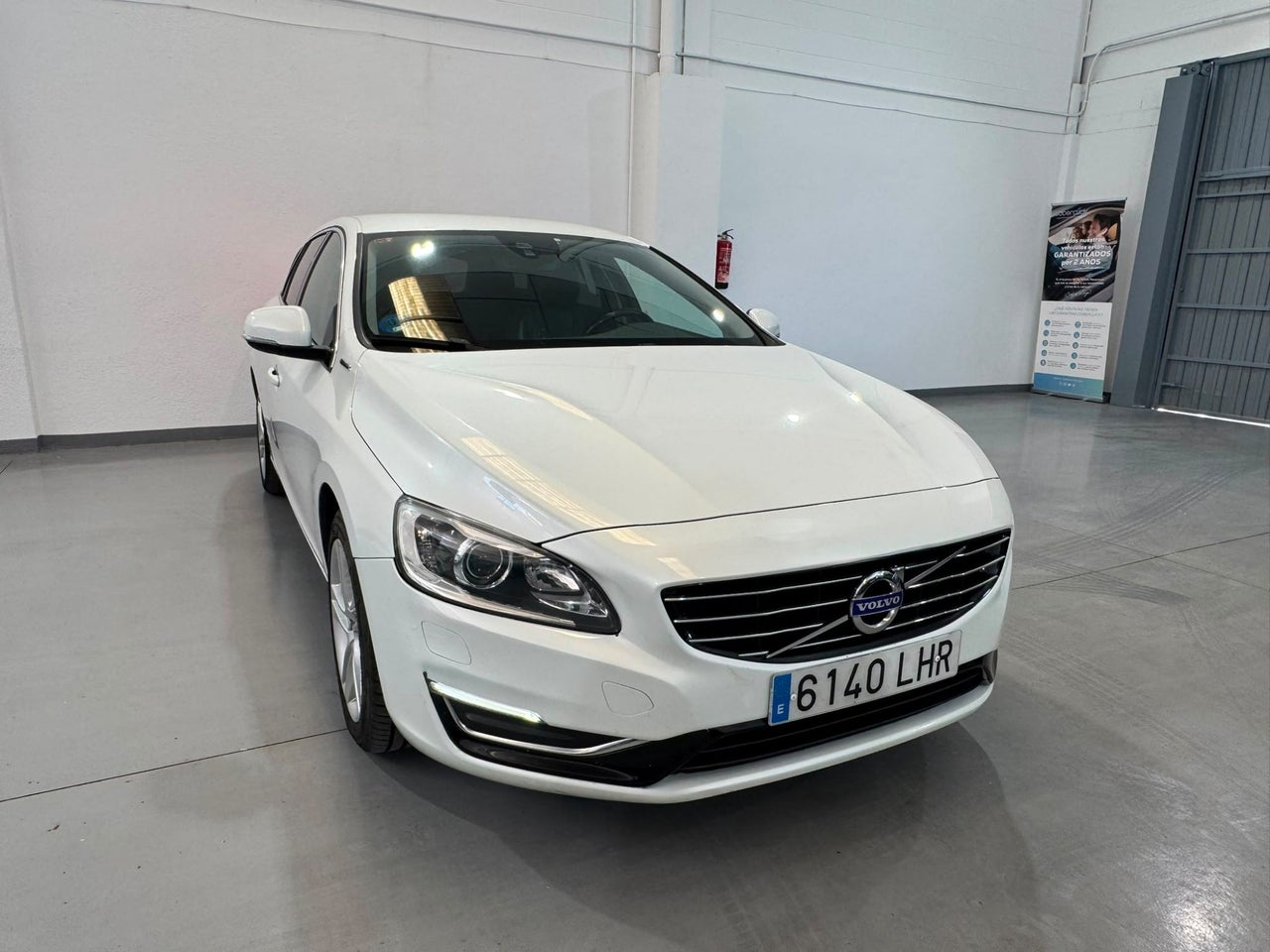 VOLVO V60 2.4 D6 Hibrido AWD Auto