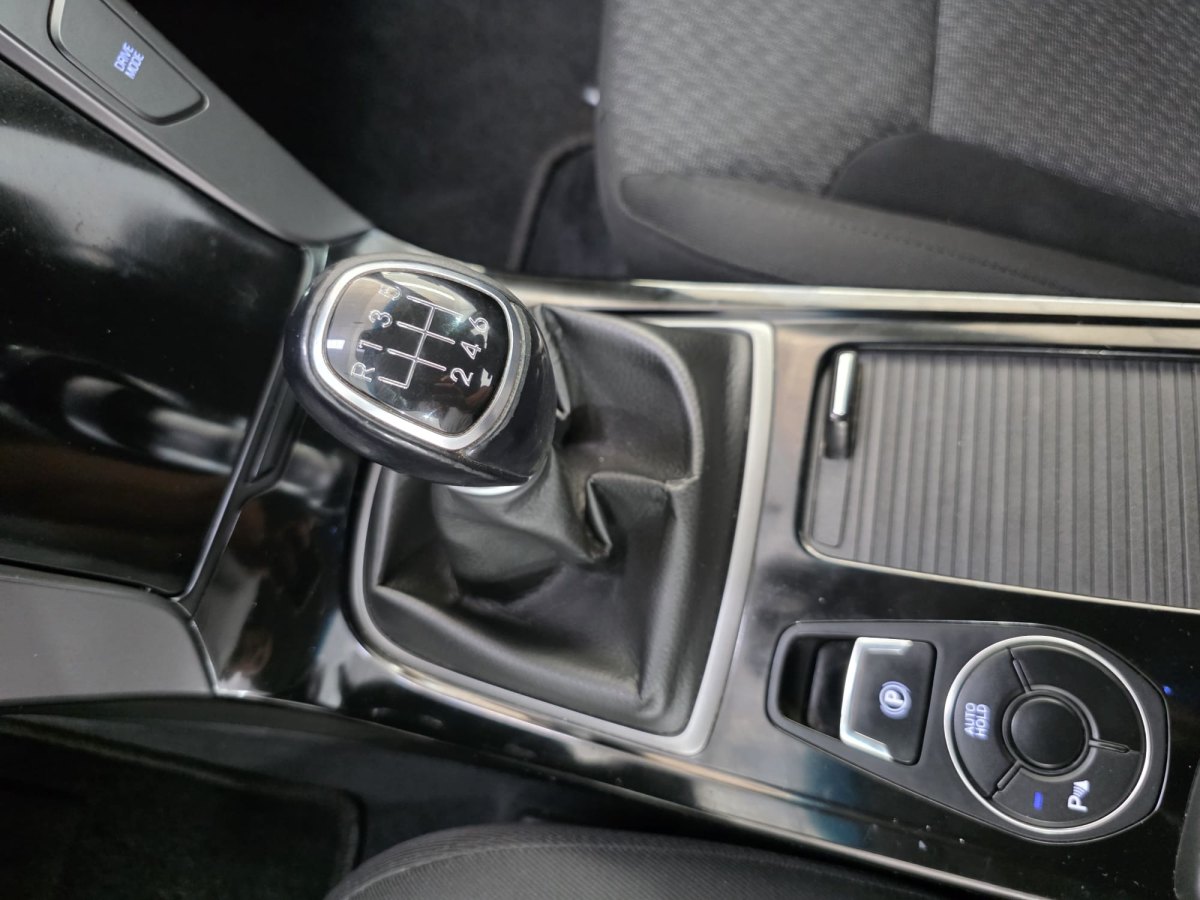 HYUNDAI i40 1.6 CRDi 85kW 115CV Klass