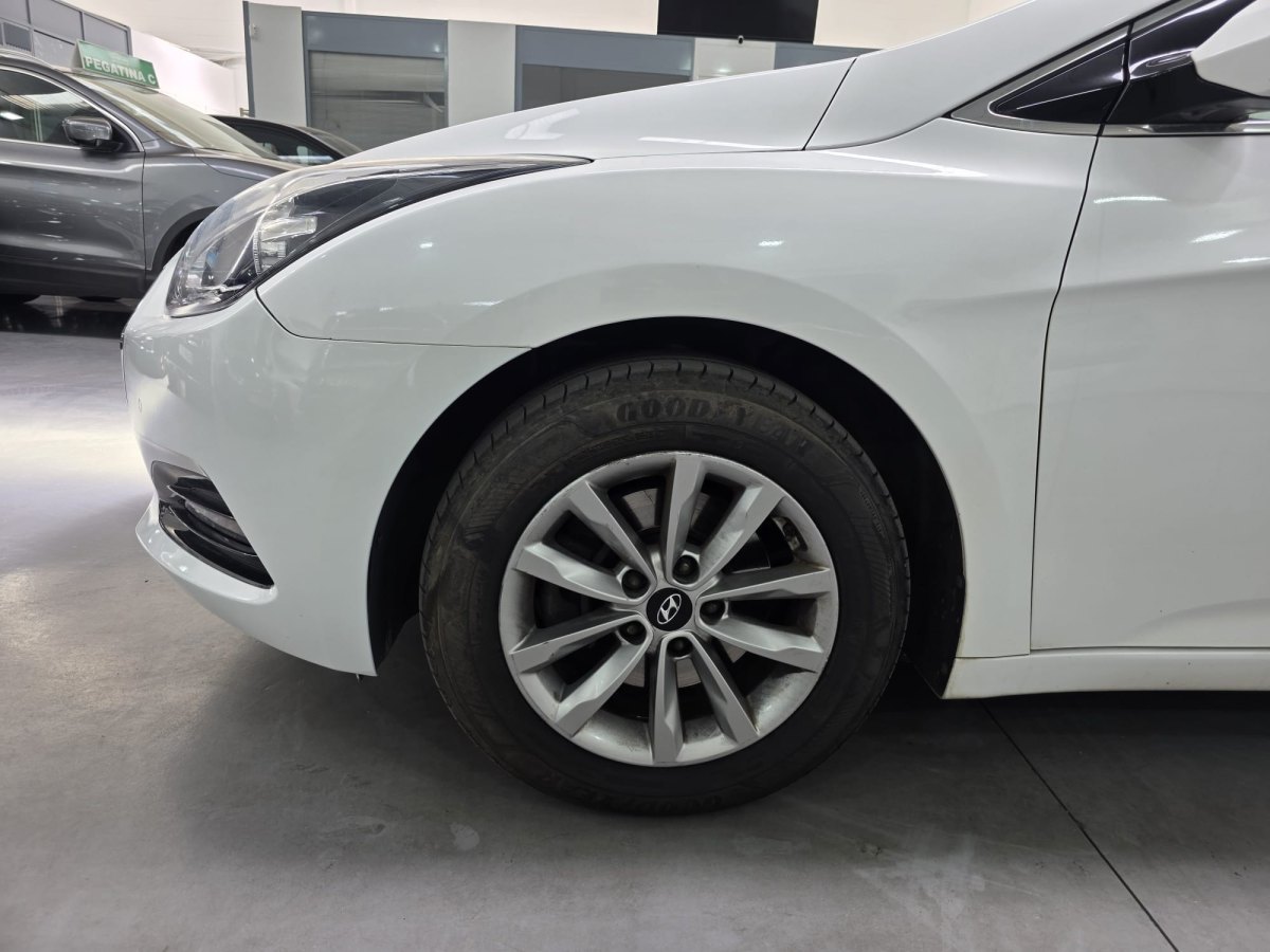HYUNDAI i40 1.6 CRDi 85kW 115CV Klass