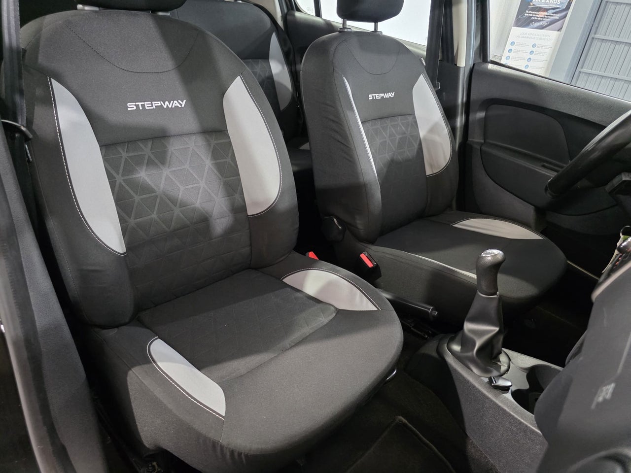 DACIA Sandero Stepway TCE 90
