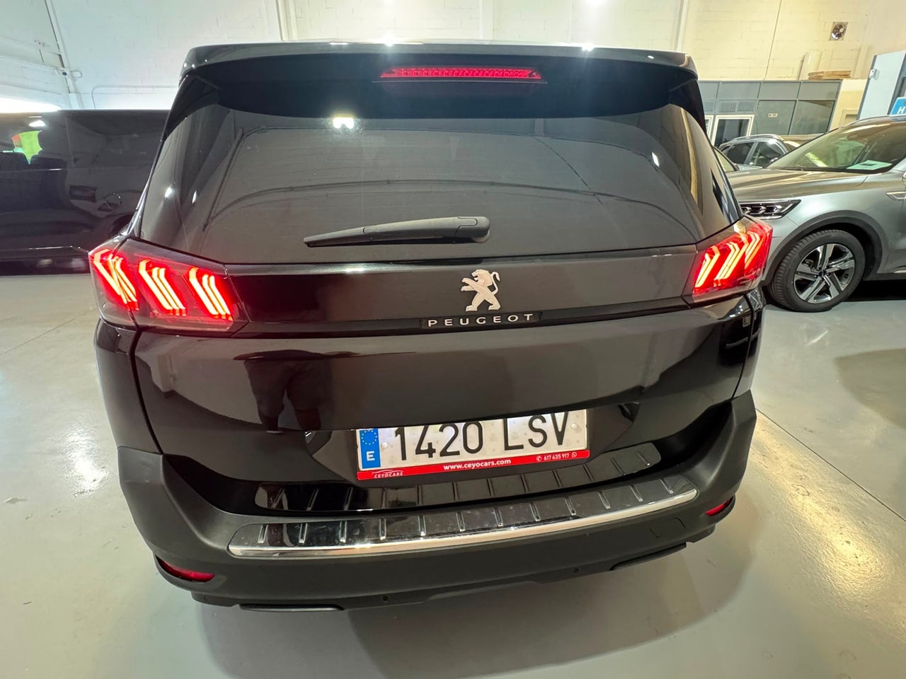 PEUGEOT 5008 1.5 BlueHDi 96kW 130CV SS Allure EAT8