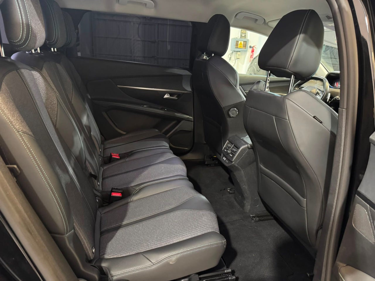 PEUGEOT 5008 1.5 BlueHDi 96kW 130CV SS Allure EAT8