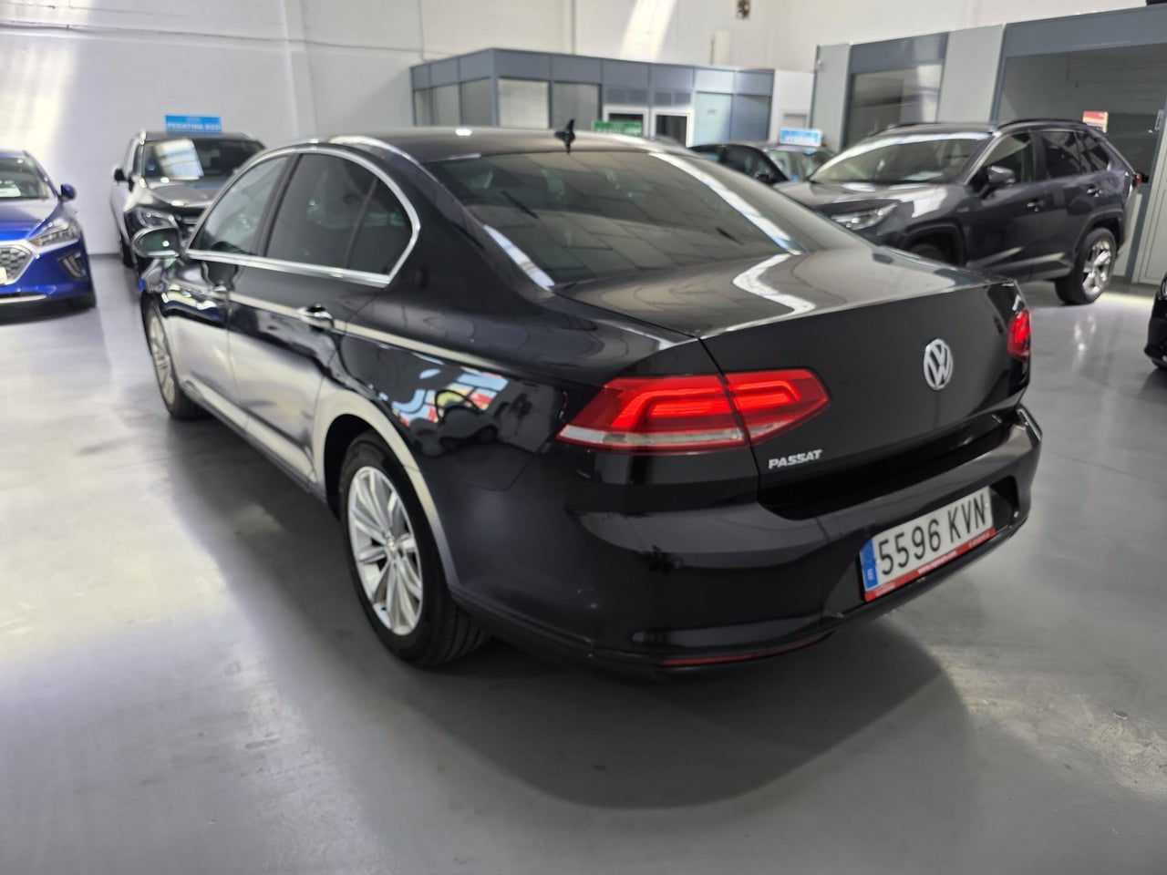 VOLKSWAGEN Passat Advance 2.0 TDI 110kW 150CV