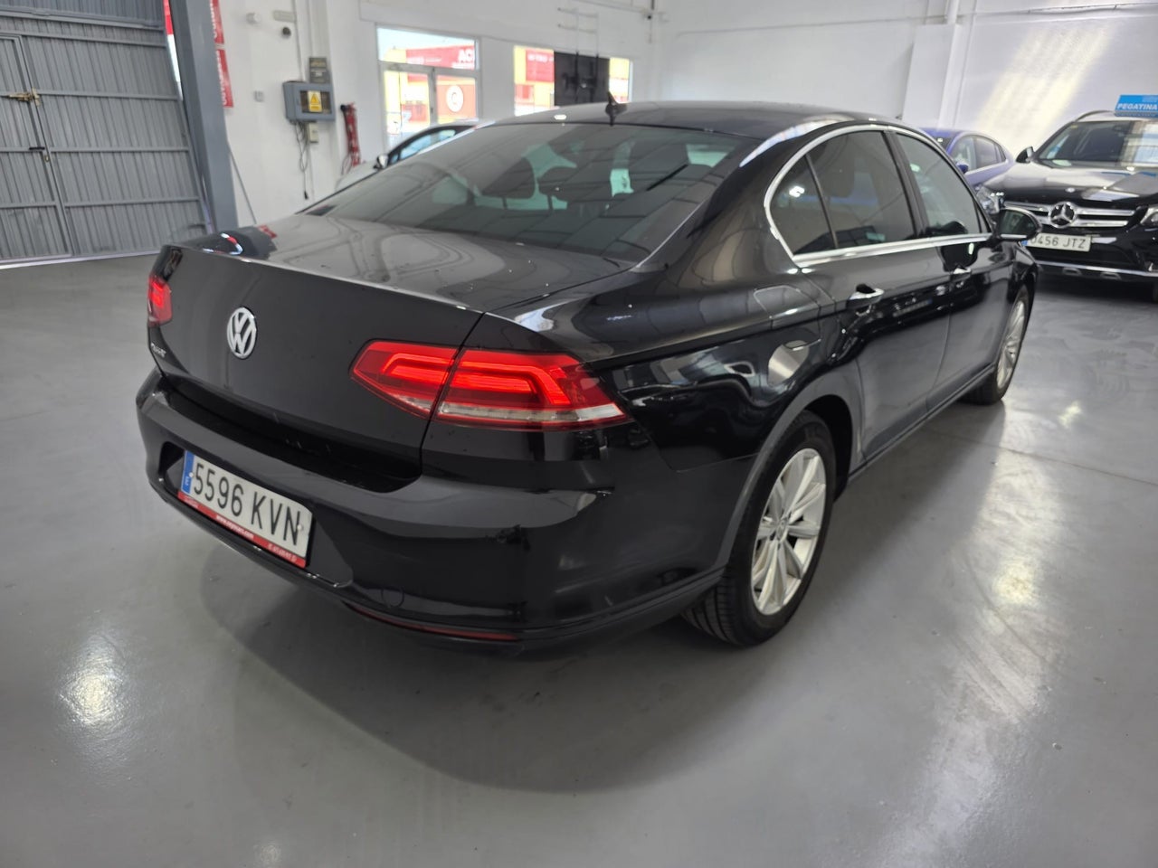 VOLKSWAGEN Passat Advance 2.0 TDI 110kW 150CV