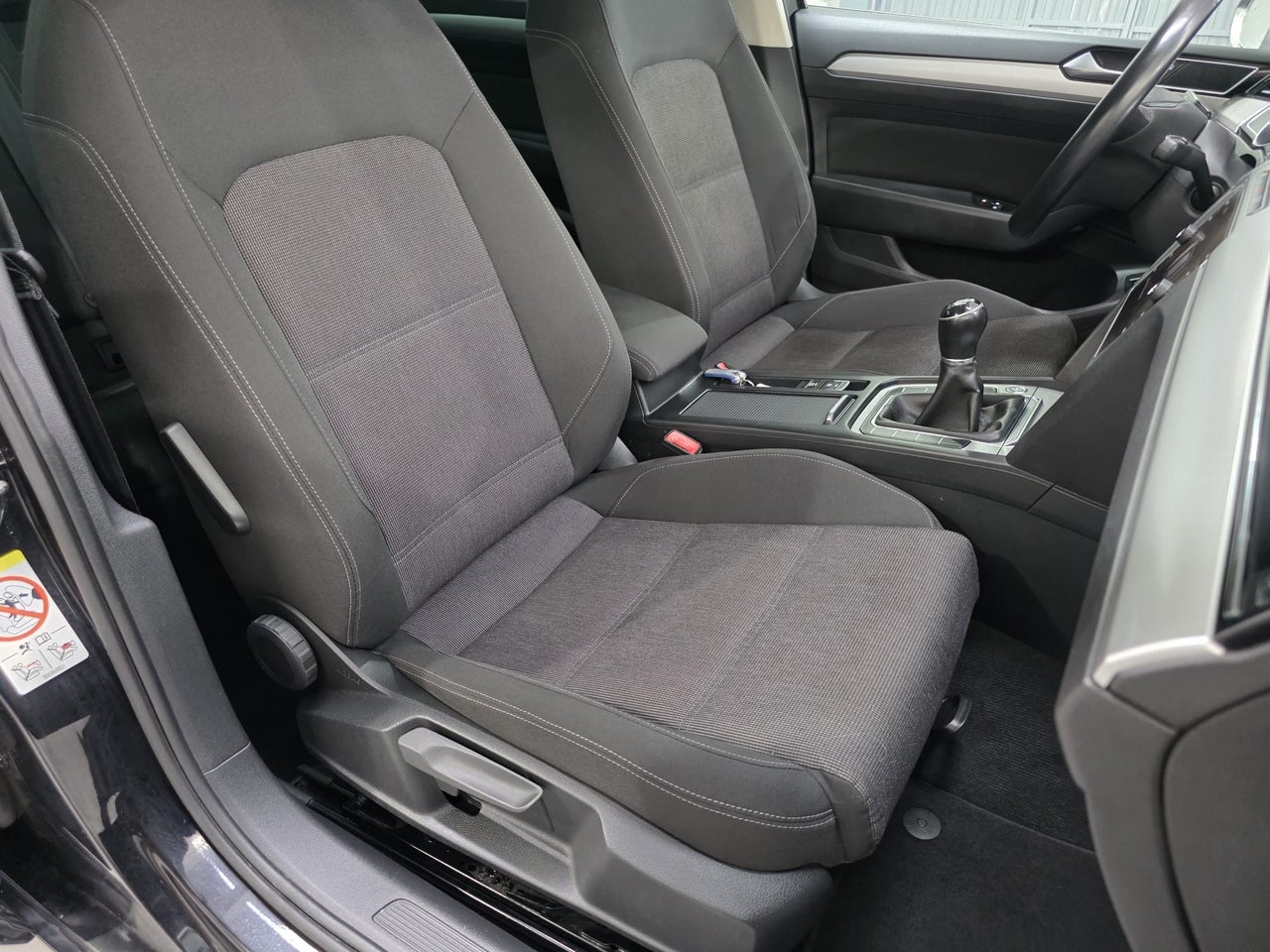 VOLKSWAGEN Passat Advance 2.0 TDI 110kW 150CV