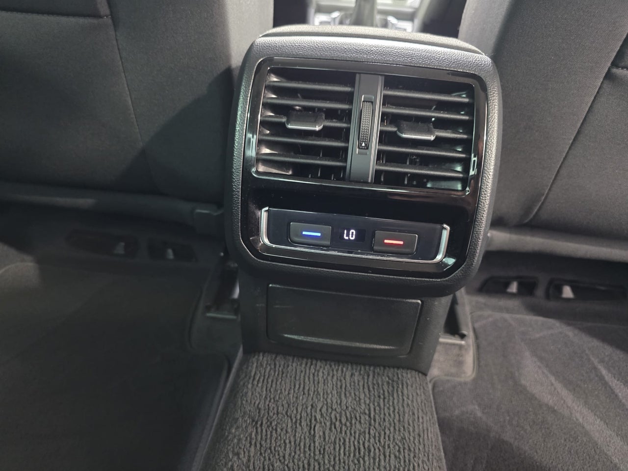 VOLKSWAGEN Passat Advance 2.0 TDI 110kW 150CV