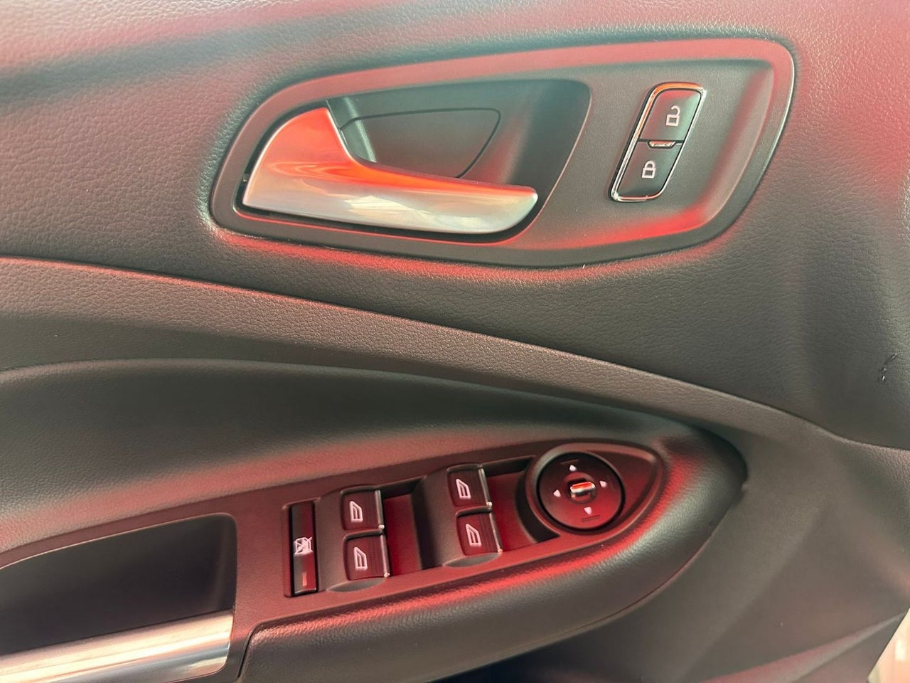 FORD Kuga 2.0 TDCi 140 4x4 Titanium Powershift
