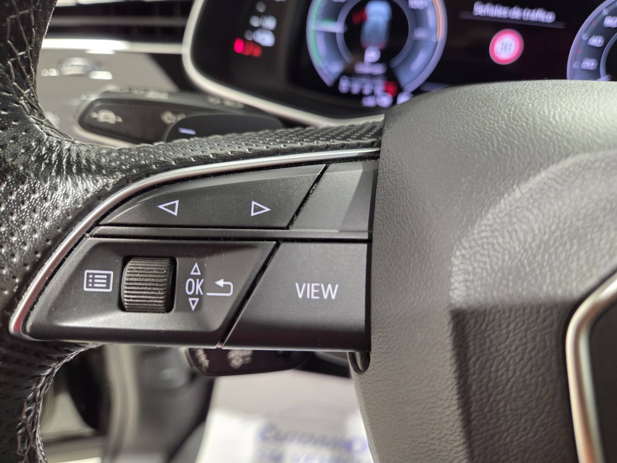 Audi Q8 AUDI Q8 BLACK LINE PLUS  55 TFSIe 280kW QUATTRO TRIPTRONIC (Hibrido Enchufable) 381CV  TECHO  SOLAR