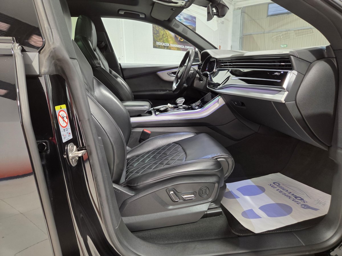Audi Q8 AUDI Q8 BLACK LINE PLUS  55 TFSIe 280kW QUATTRO TRIPTRONIC (Hibrido Enchufable) 381CV  TECHO  SOLAR