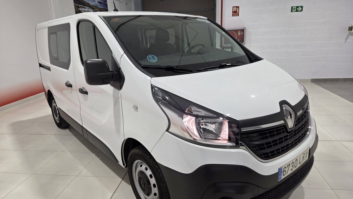 Renault Trafic RENAULT TRAFIC KOMBI 6 5P Energy BluedCi 88 kW 120CV 6 PLAZAS