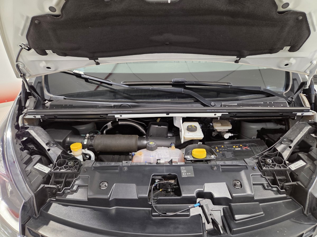 Renault Trafic RENAULT TRAFIC KOMBI 6 5P Energy BluedCi 88 kW 120CV 6 PLAZAS