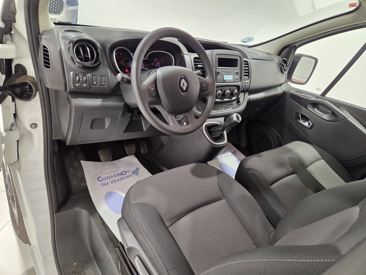 Renault Trafic RENAULT TRAFIC KOMBI 6 5P Energy BluedCi 88 kW 120CV 6 PLAZAS