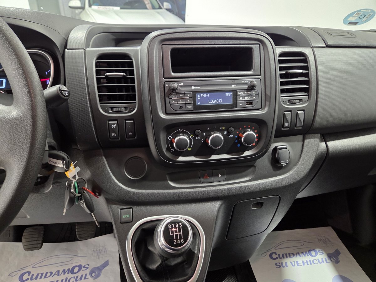 Renault Trafic RENAULT TRAFIC KOMBI 6 5P Energy BluedCi 88 kW 120CV 6 PLAZAS