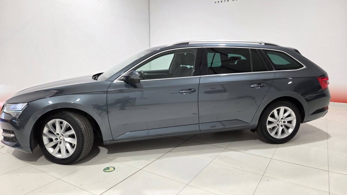 Skoda Superb SKODA SUPERB  5P COMBI 2.0 TDI 110KW (150CV) DSG AMBIT