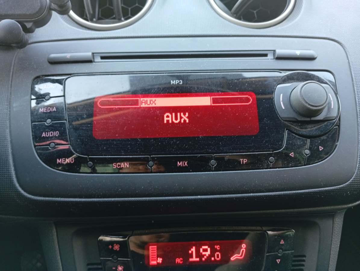 SEAT Ibiza 1.6 TDI 90 CV