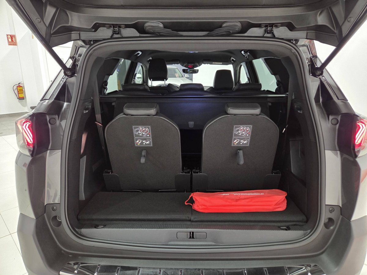 Peugeot 5008 PEUGEOT 5008  1.5 BLUE-HDI GT-Line EAT8  AUTOMATICO 7 PLAZAS