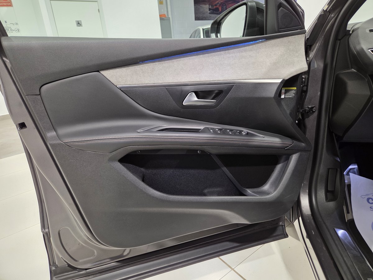 Peugeot 5008 PEUGEOT 5008  1.5 BLUE-HDI GT-Line EAT8  AUTOMATICO 7 PLAZAS