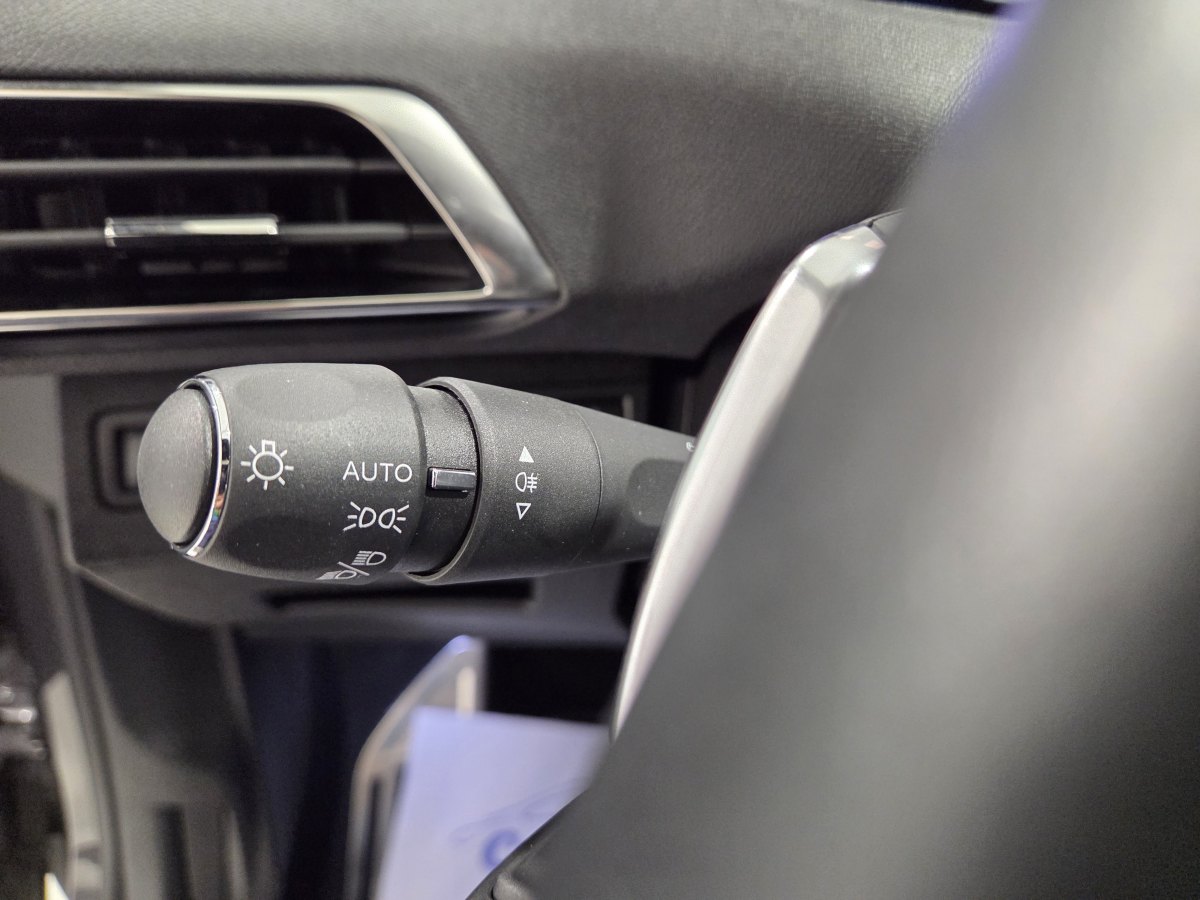 Peugeot 5008 PEUGEOT 5008  1.5 BLUE-HDI GT-Line EAT8  AUTOMATICO 7 PLAZAS