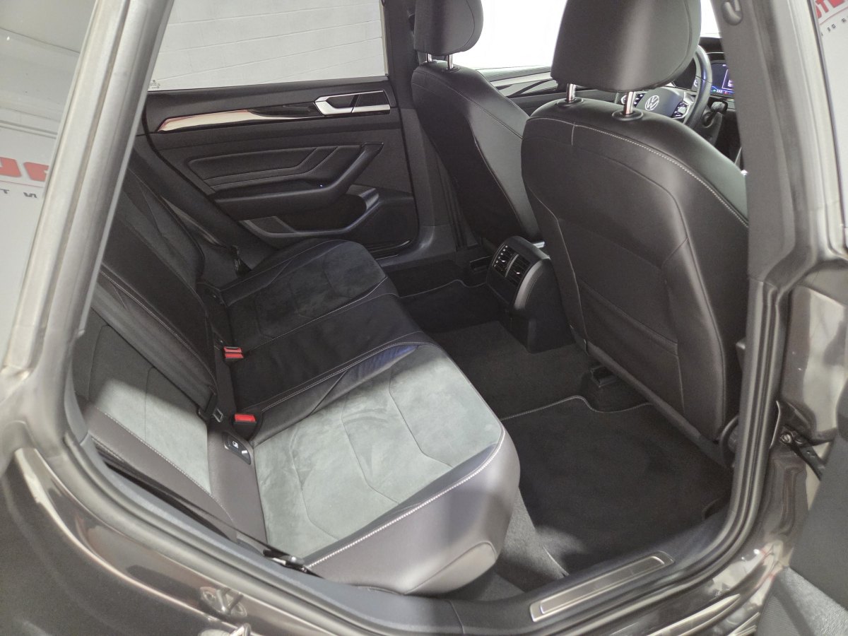 Volkswagen Arteon 2.0 TDI DSG 150 CV