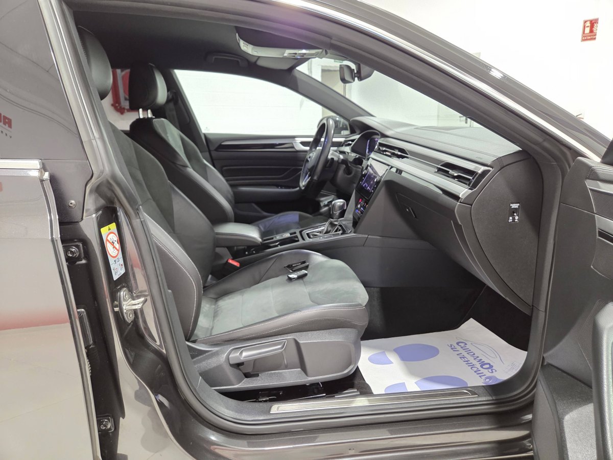 Volkswagen Arteon 2.0 TDI DSG 150 CV