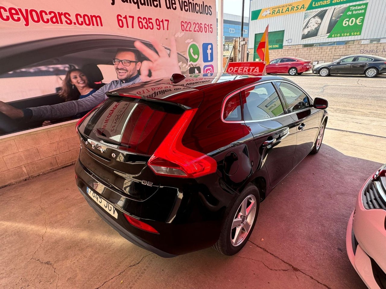 VOLVO V40 1.6 D2 Momentum Auto