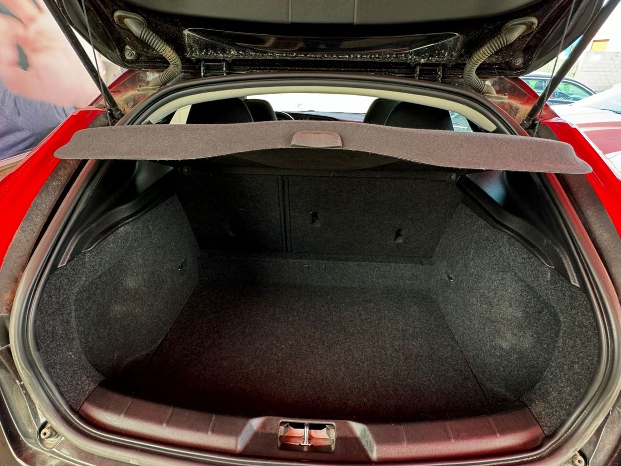 VOLVO V40 1.6 D2 Momentum Auto