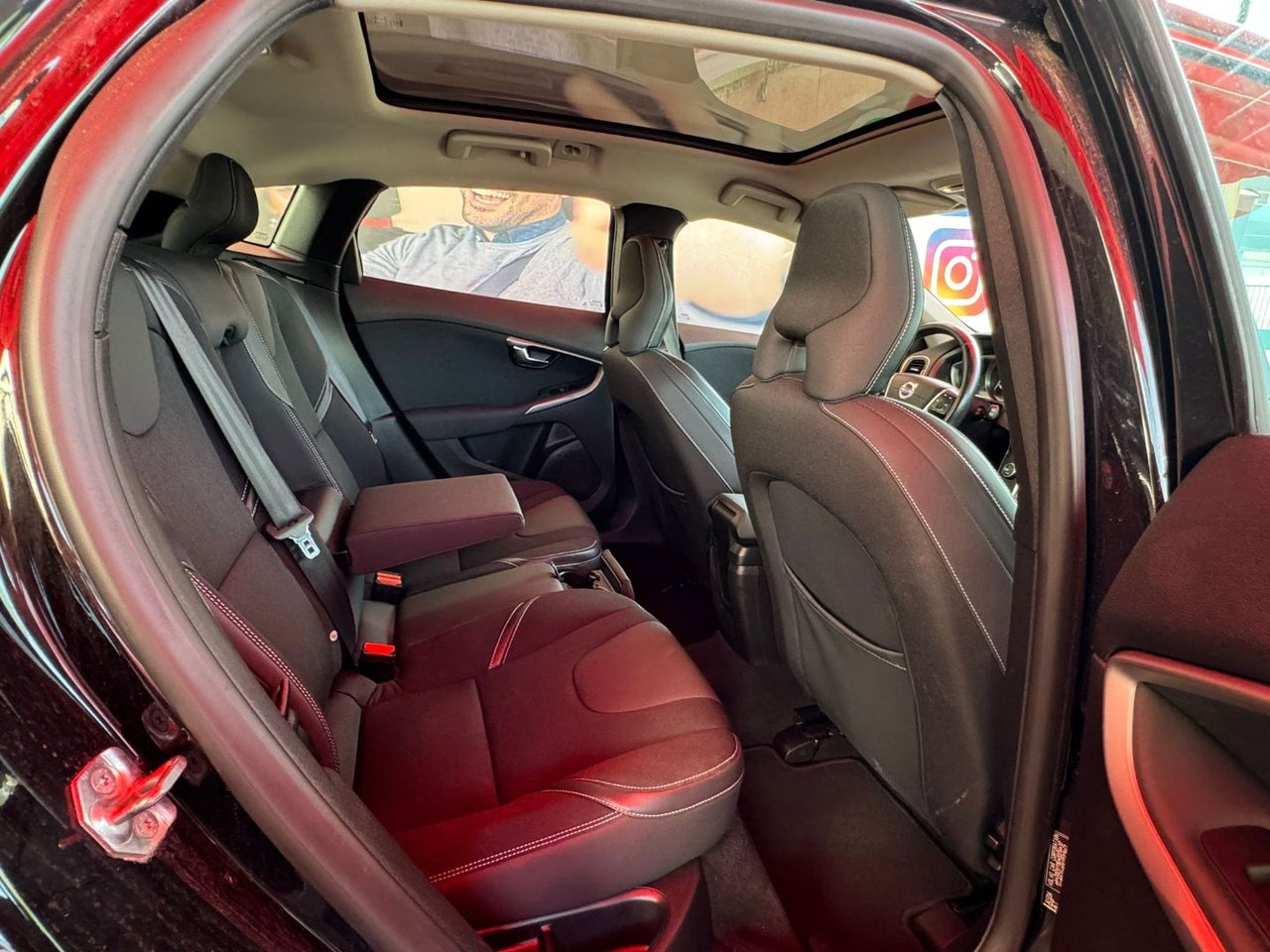 VOLVO V40 1.6 D2 Momentum Auto