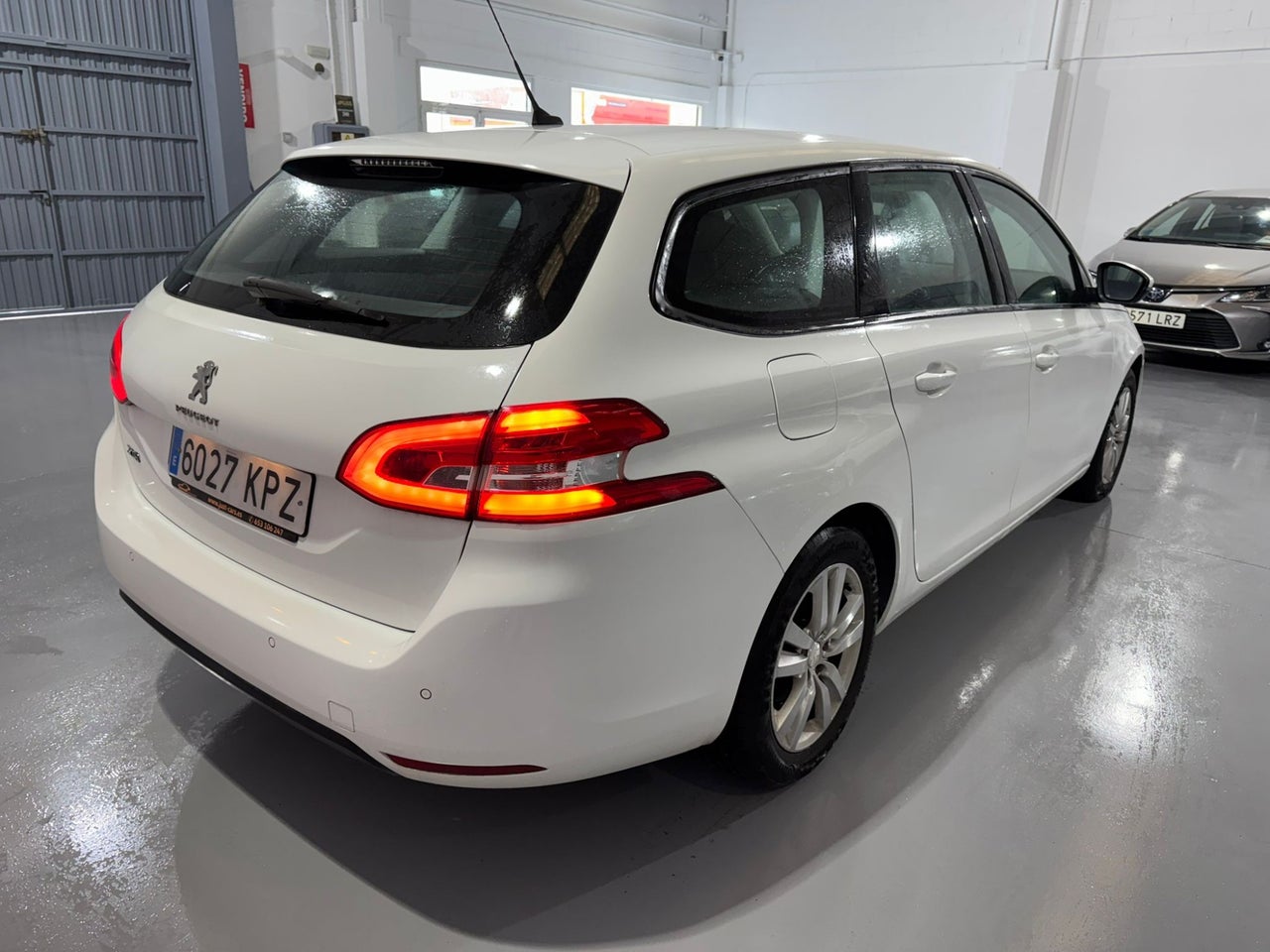 PEUGEOT 308 SW Business Line 1.5 BlueHDi 96kW 130CV