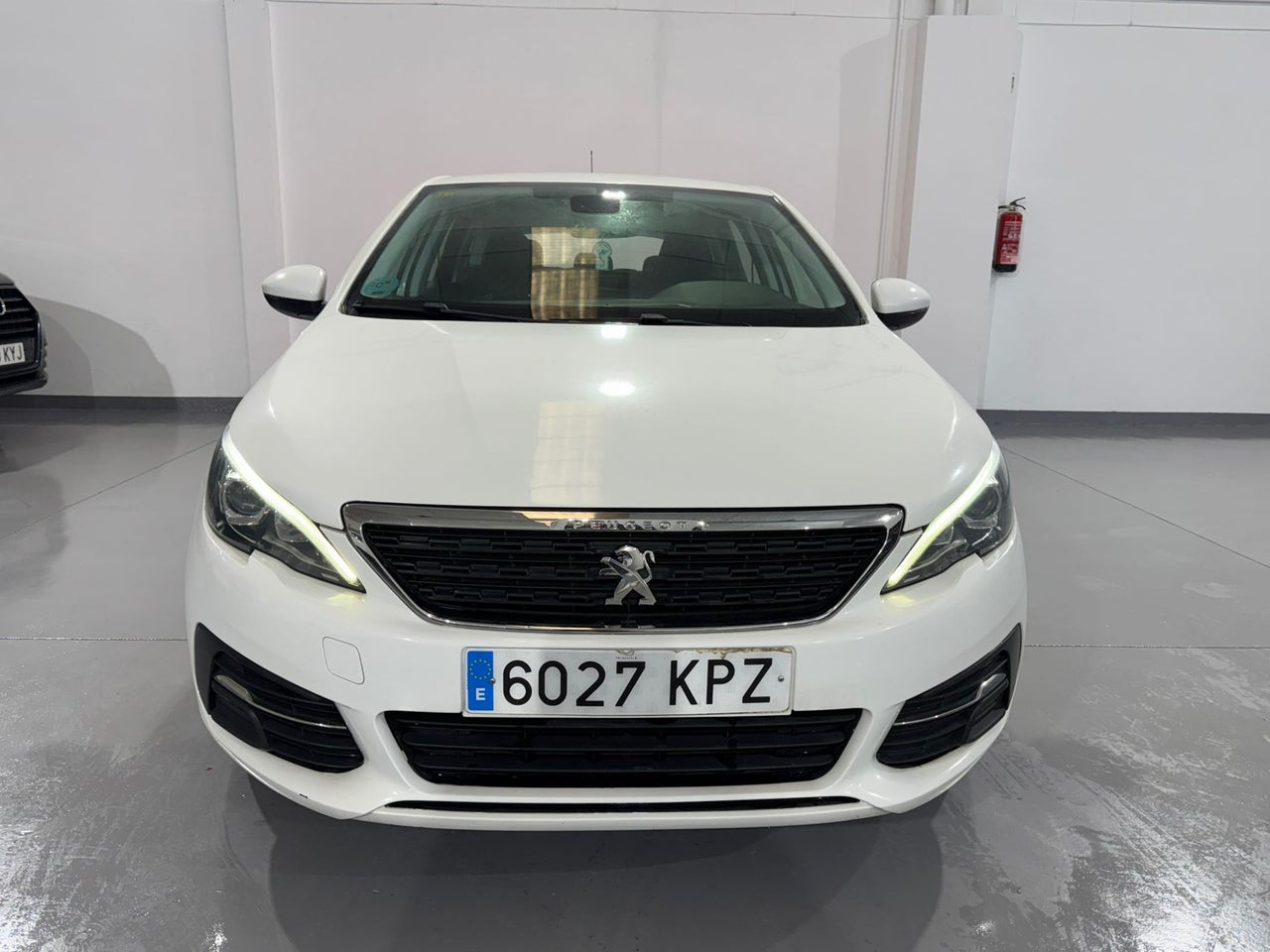 PEUGEOT 308 SW Business Line 1.5 BlueHDi 96kW 130CV