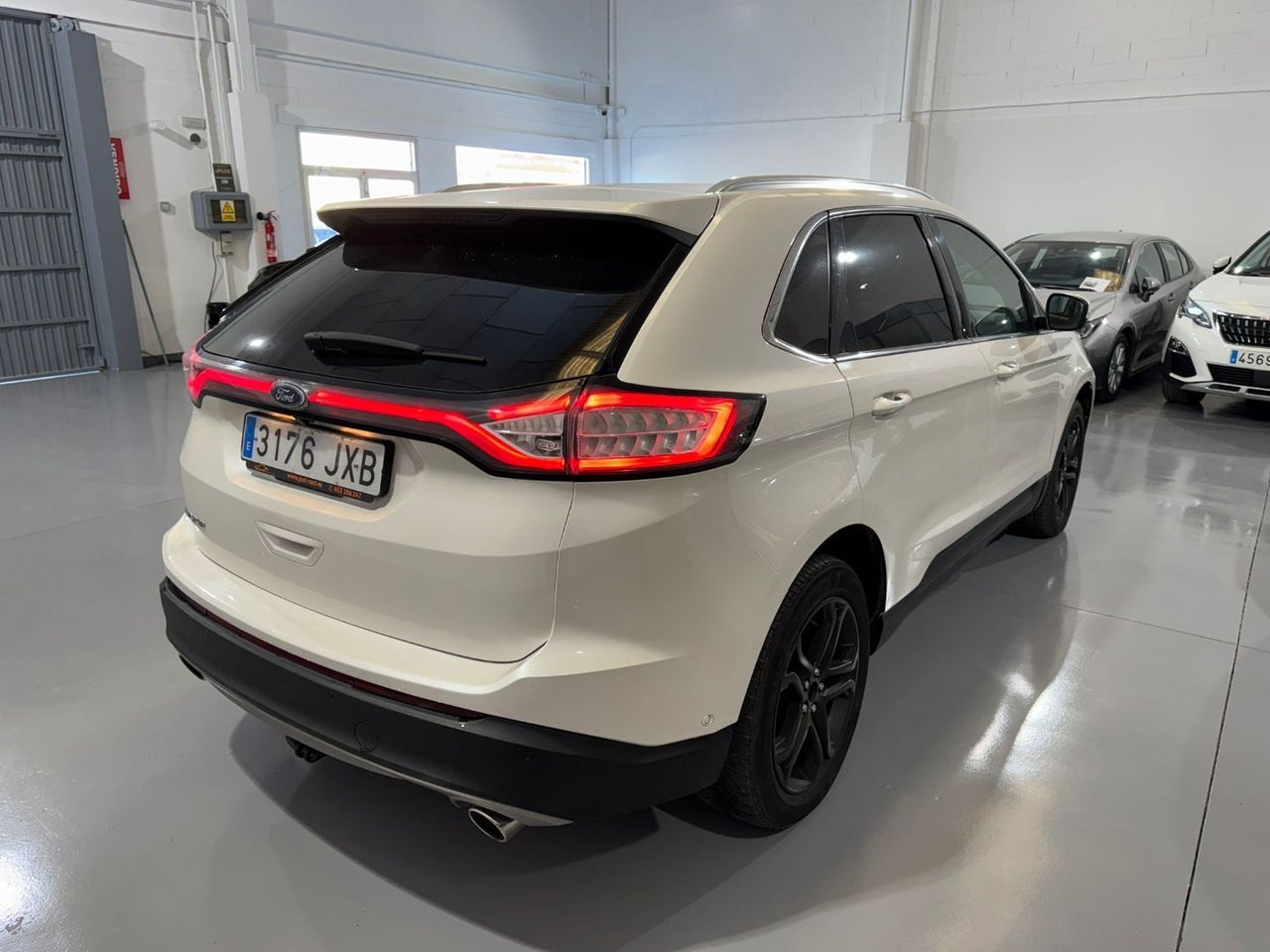 FORD Edge 2.0 TDCI 154kW Titanium 4WD Auto
