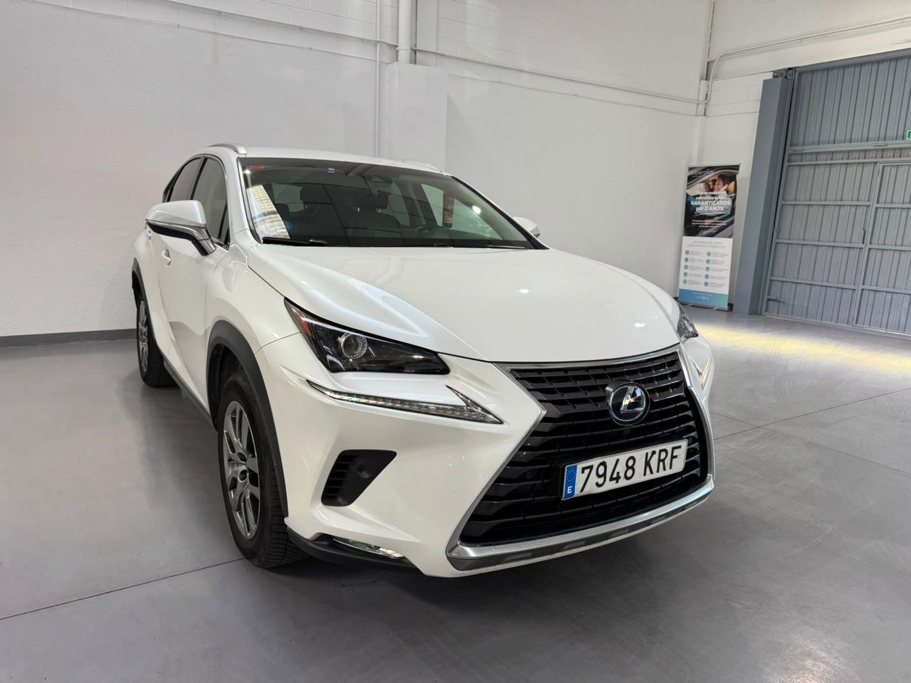 LEXUS NX 2.5 300h Executive Navigation 4WD