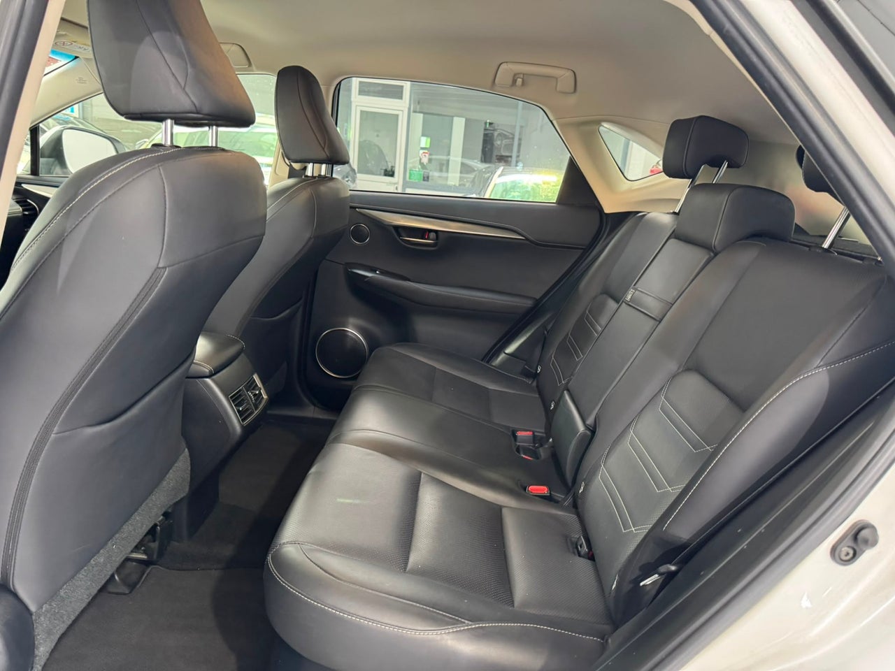 LEXUS NX 2.5 300h Executive Navigation 4WD