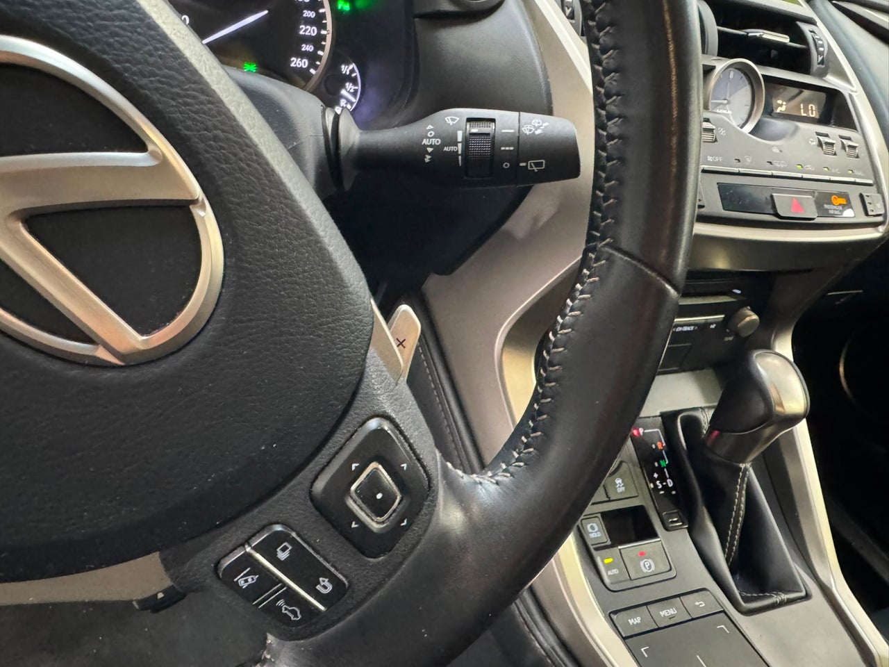 LEXUS NX 2.5 300h Executive Navigation 4WD
