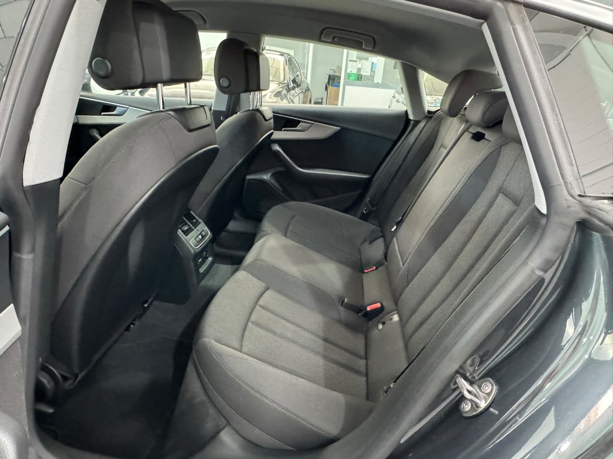 AUDI A5 Advanced 35 TDI 120kW S tronic Sportback