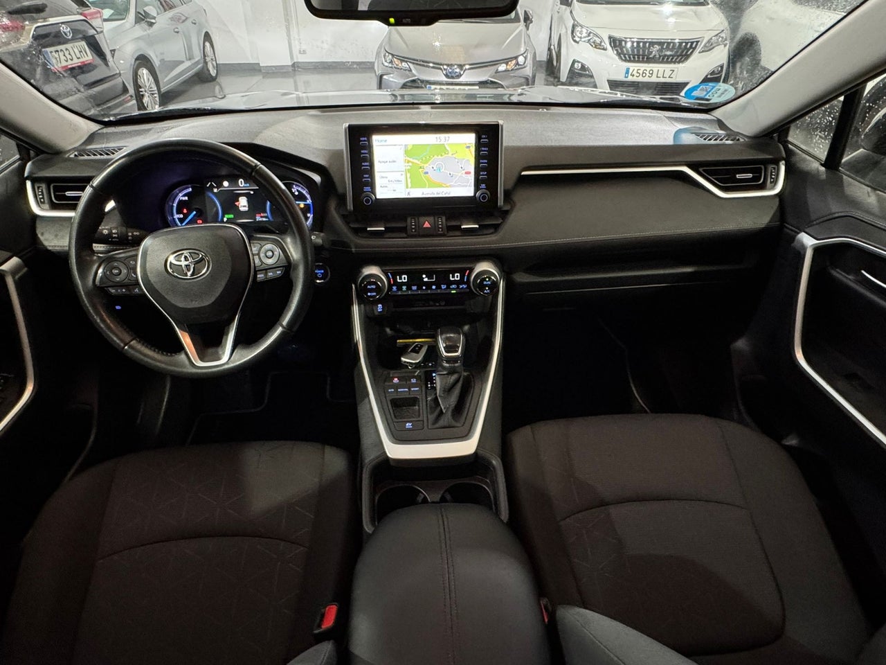 TOYOTA Rav4 2.5l 220H Advance