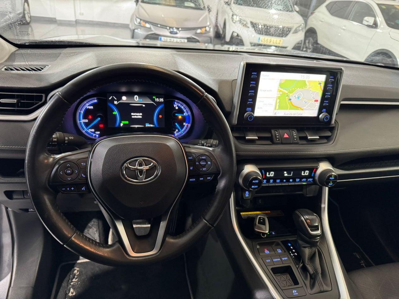 TOYOTA Rav4 2.5l 220H Advance