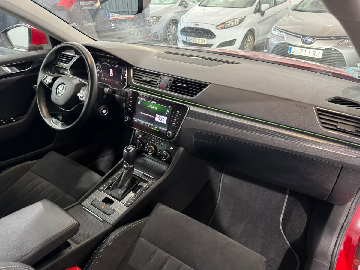 Skoda Superb Combi 2.0TDI 150CV Style DSG