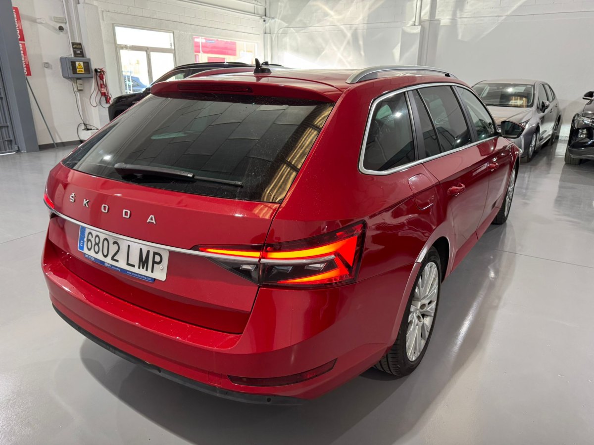 Skoda Superb Combi 2.0TDI 150CV Style DSG