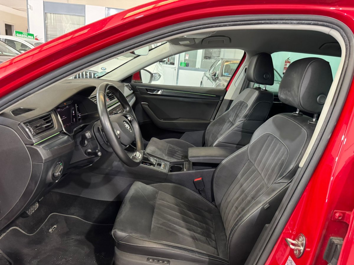Skoda Superb Combi 2.0TDI 150CV Style DSG