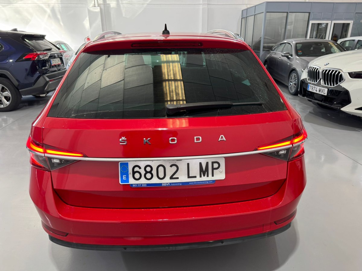 Skoda Superb Combi 2.0TDI 150CV Style DSG
