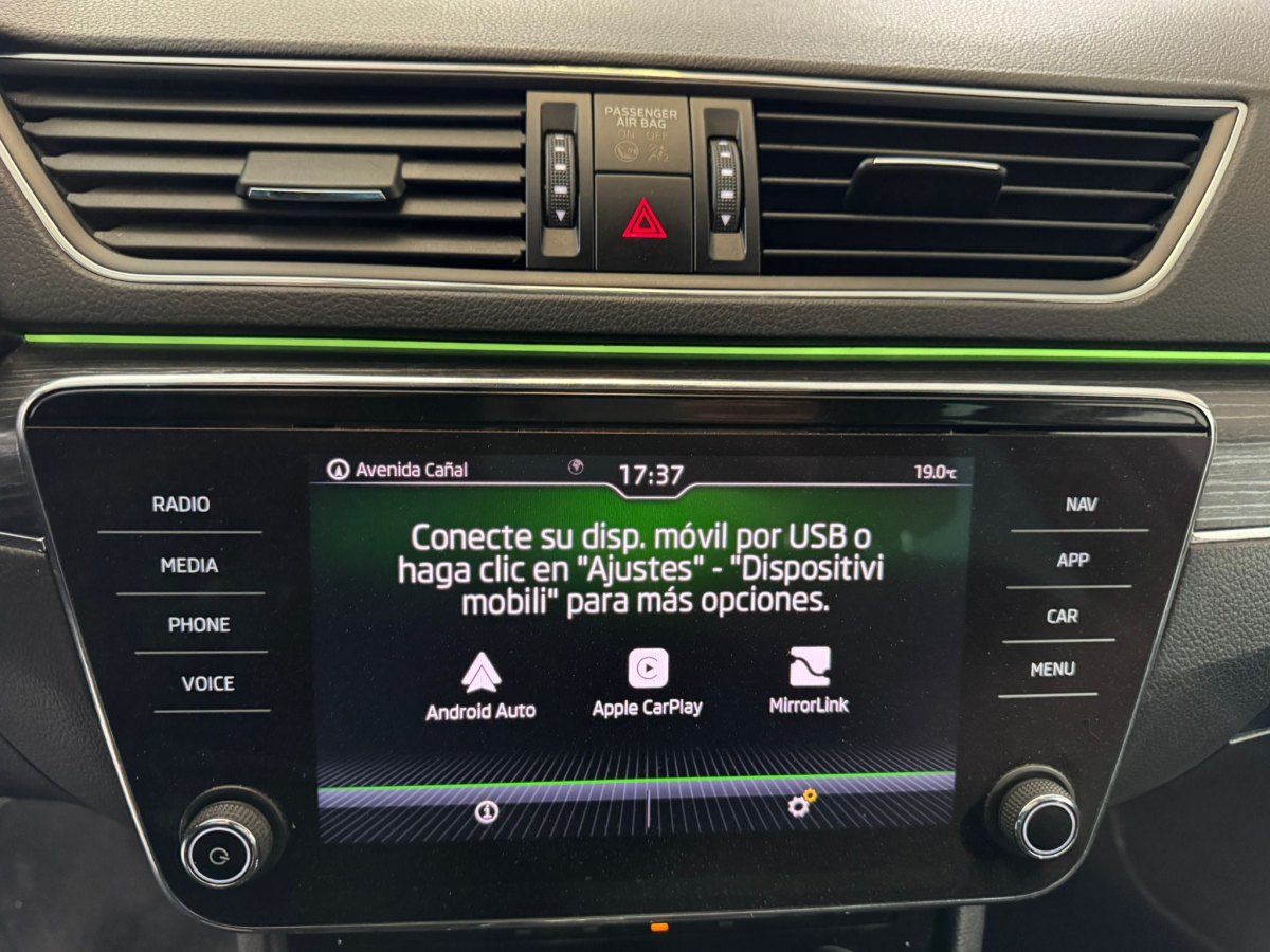 Skoda Superb Combi 2.0TDI 150CV Style DSG