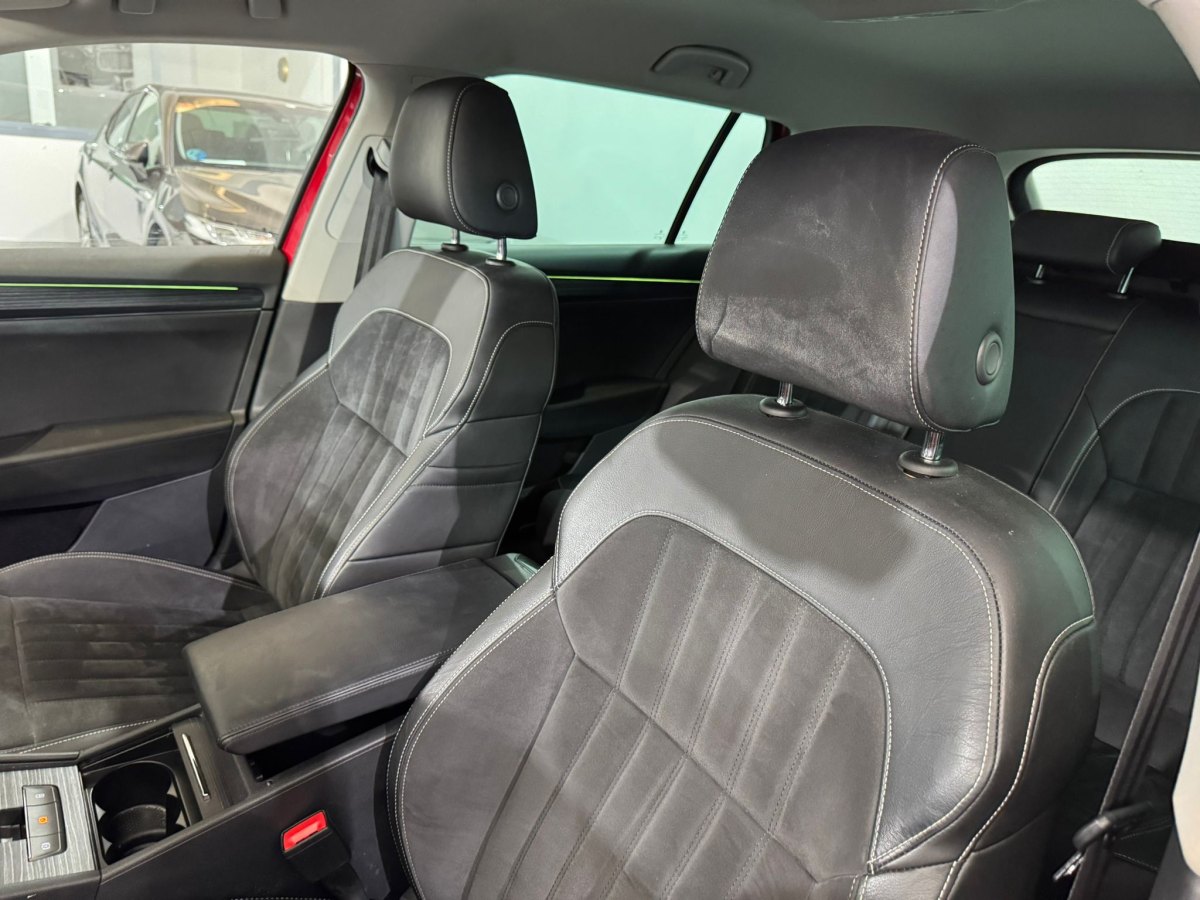Skoda Superb Combi 2.0TDI 150CV Style DSG