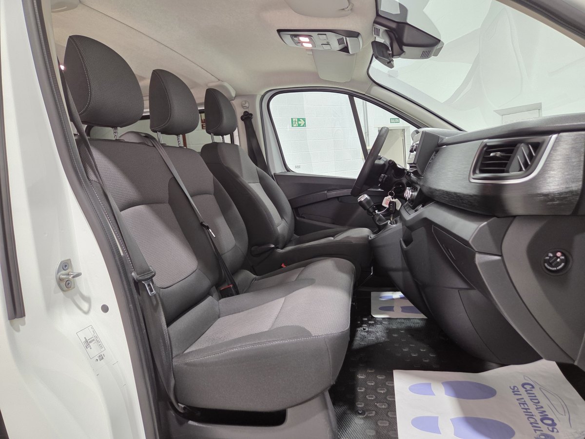 Renault Trafic RENAULT TRAFIC Combi 9 Energy Blue dCi 81 kW (110CV) 9 PLAZAS LARGO