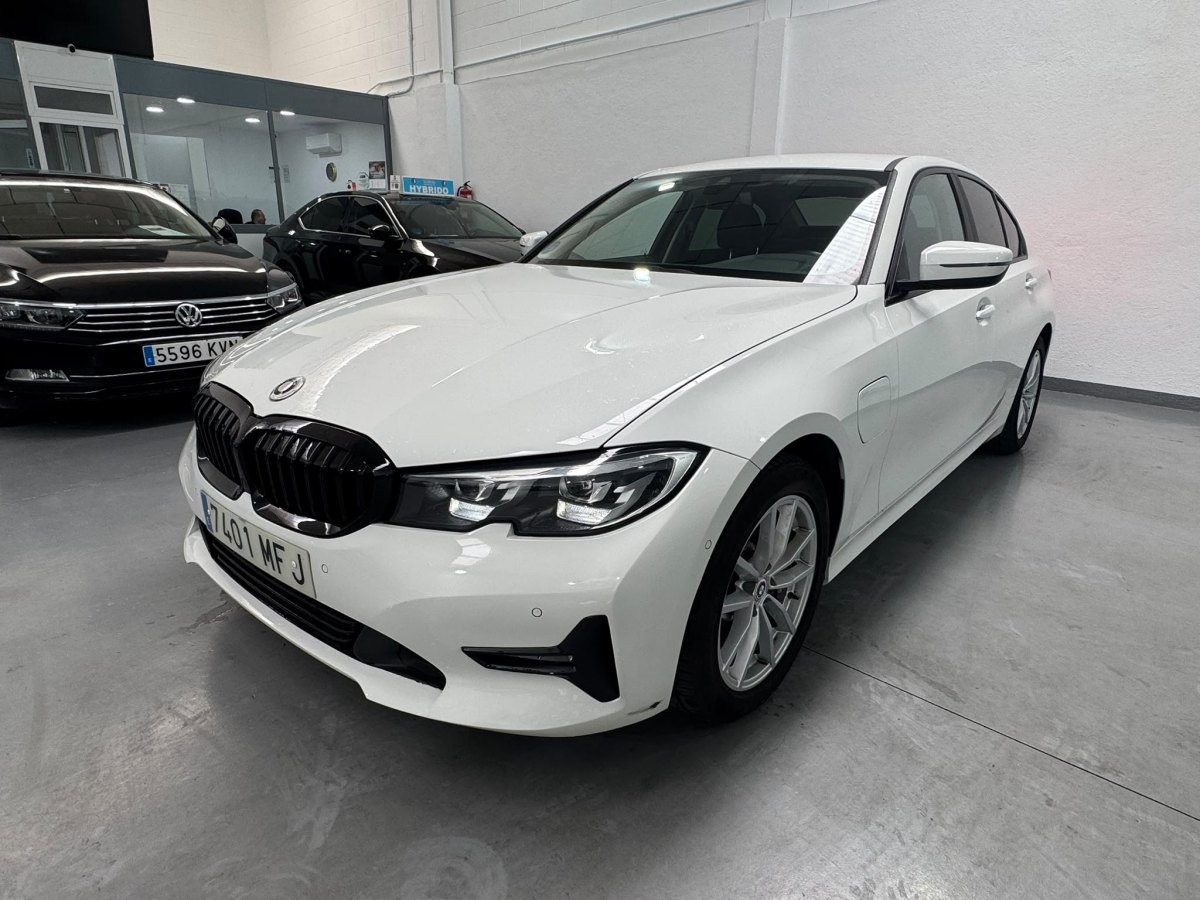 BMW 3 serie 2.0 Automático 292 CV 330e